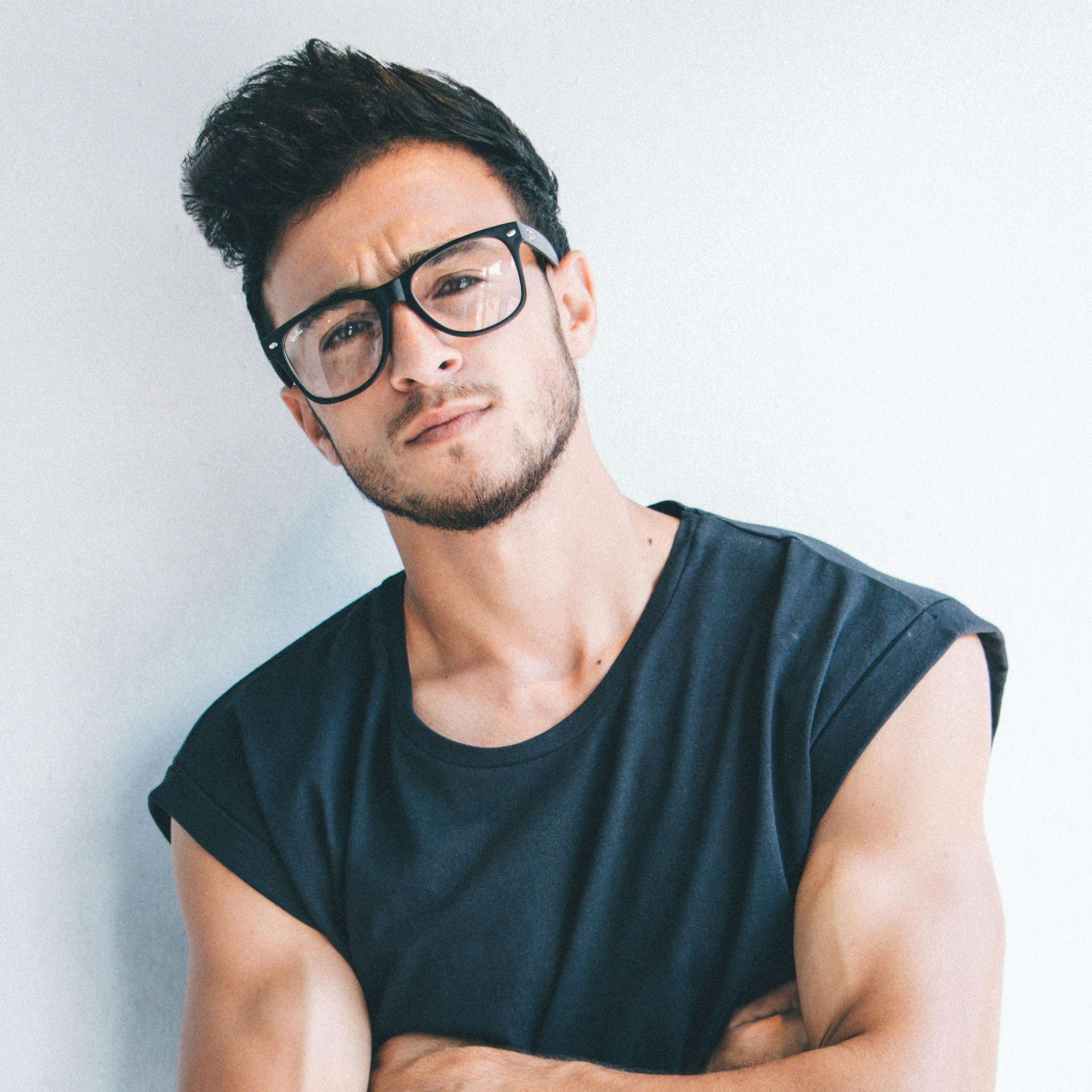 imagem de homem, foto do unsplash